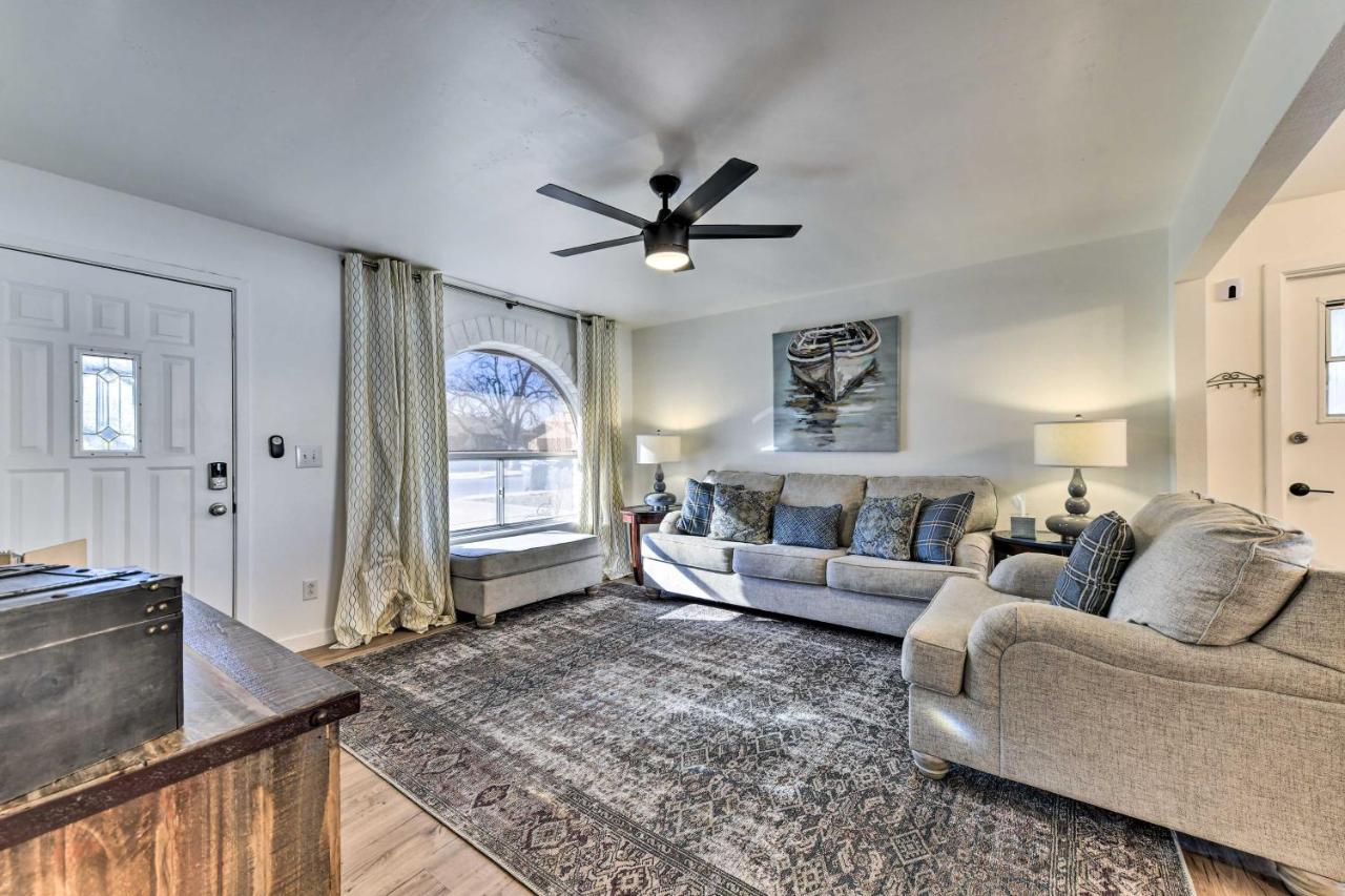 Downtown Gilbert Home With Fenced Yard And Fire Pit! ภายนอก รูปภาพ