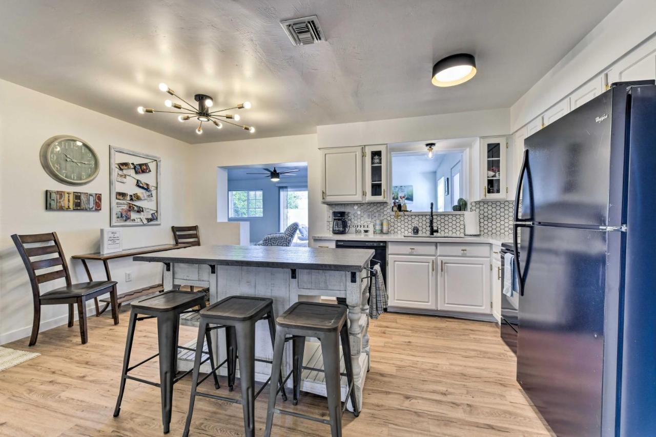 Downtown Gilbert Home With Fenced Yard And Fire Pit! ภายนอก รูปภาพ